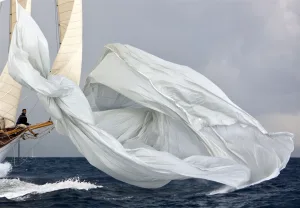 Capturer la férocité du Yachting avec Gilles Martin-Raget 01