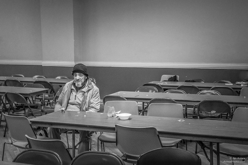 Engagement au Premier Plan : Les Portraits Sociaux de Jan Armor 10