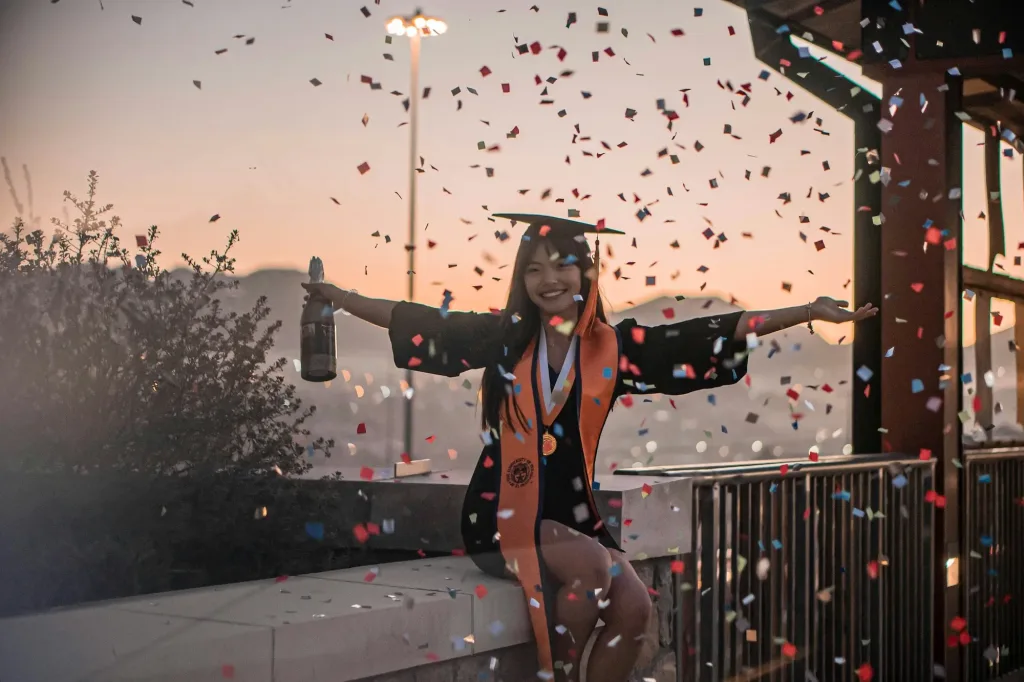 Graduation Photo Ideas for Timeless Portraits - 00