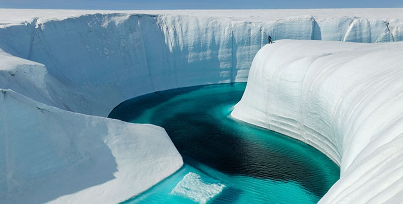 The Power of Images in Raising Awareness for a Fragile Earth - 11