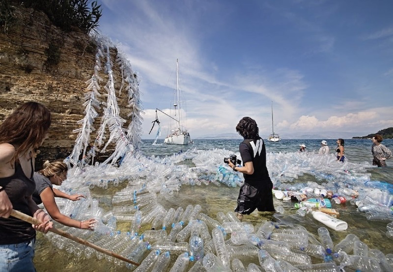 The Power of Images in Raising Awareness for a Fragile Earth - 17