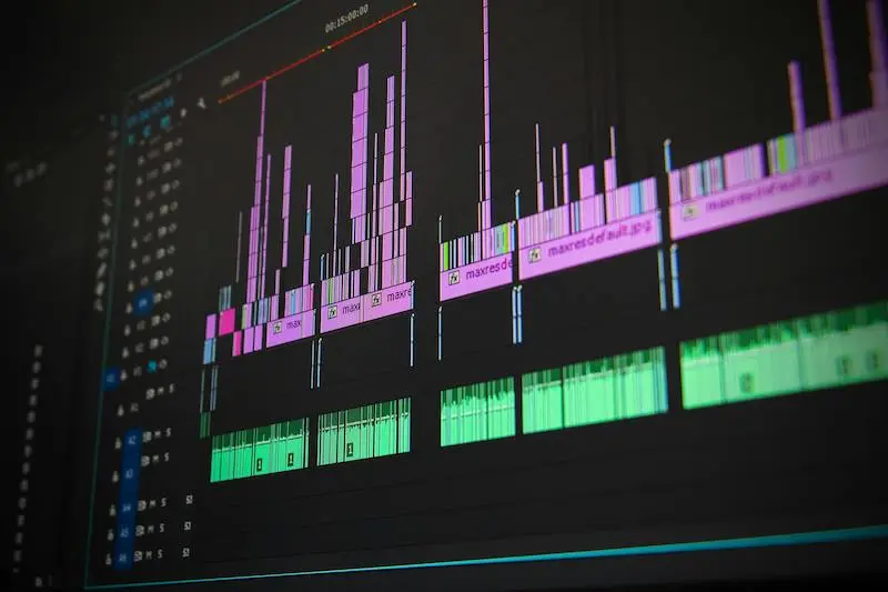Understanding AI-Powered Video Editors: Your Guide to Smarter Workflows - 02