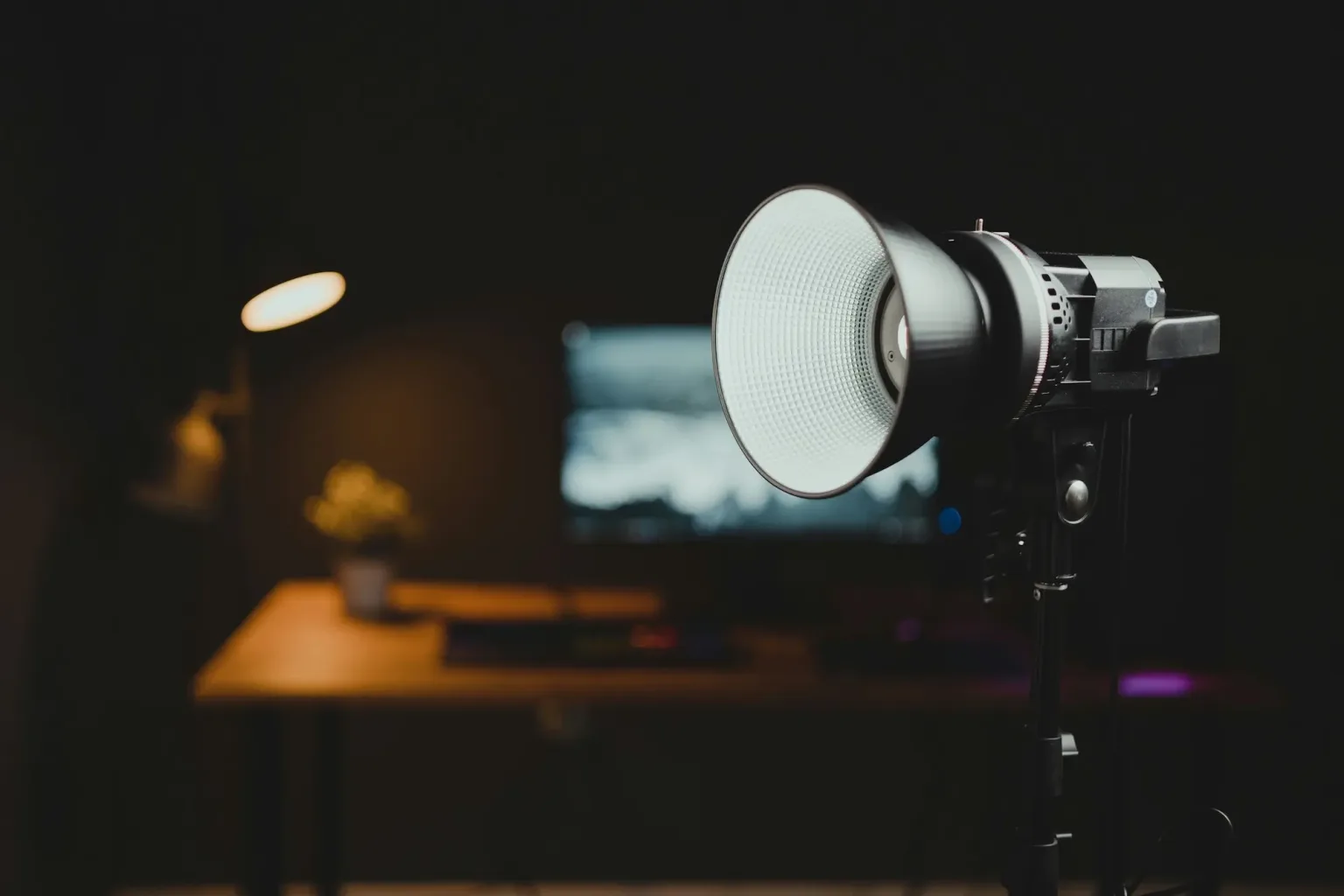 The Fundamentals of Photography Lighting Solutions - 00