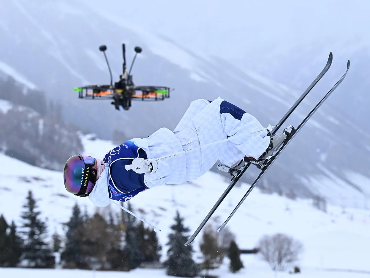 Convey Emotion in Sports Video Through Video Capture - 02