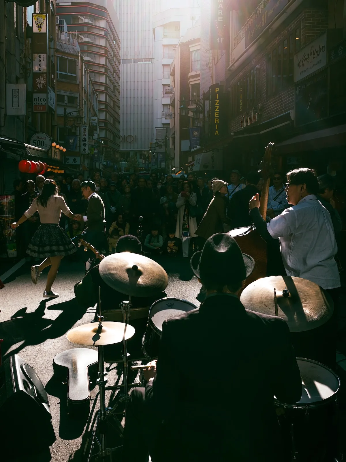 Walking Tokyo with Street Photographer Yuzo Fujii - 03