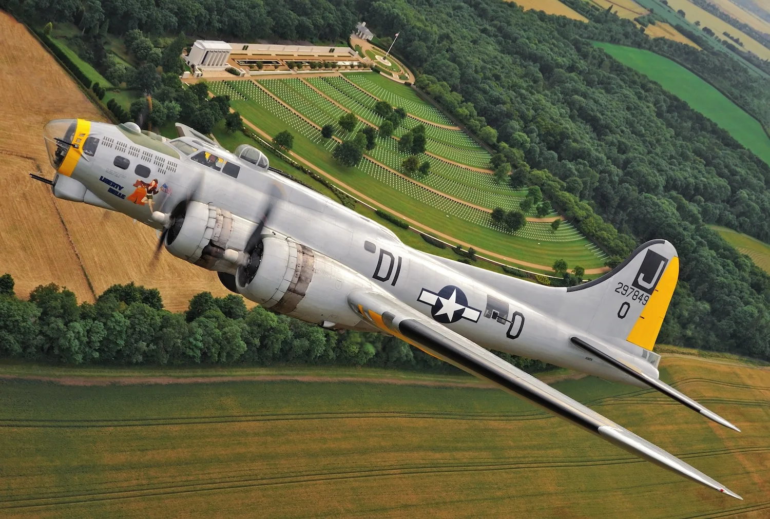 Photographing the GHOSTS of Aviation with Philip Makanna - 16